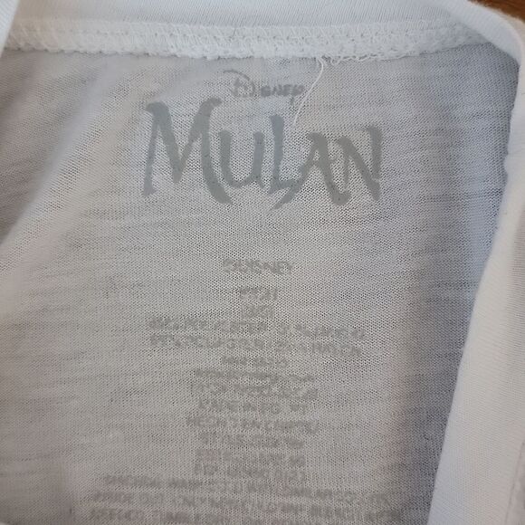Disney Mulan t-shirt Size M Plus one more item Beauty and the Beast t-shirt - Picture 11 of 12